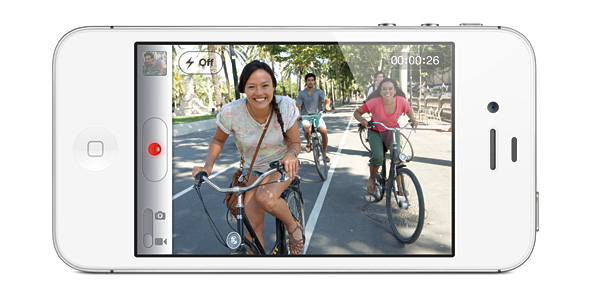 iPhone 4Sが発売 iPhone 4Sが発売